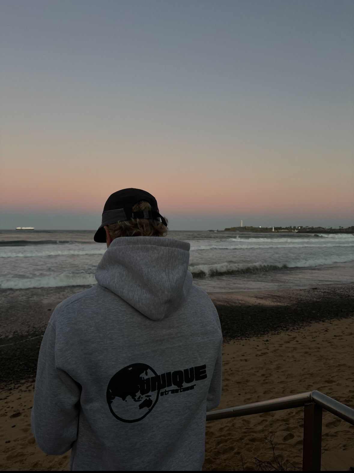 GREY HOODIE